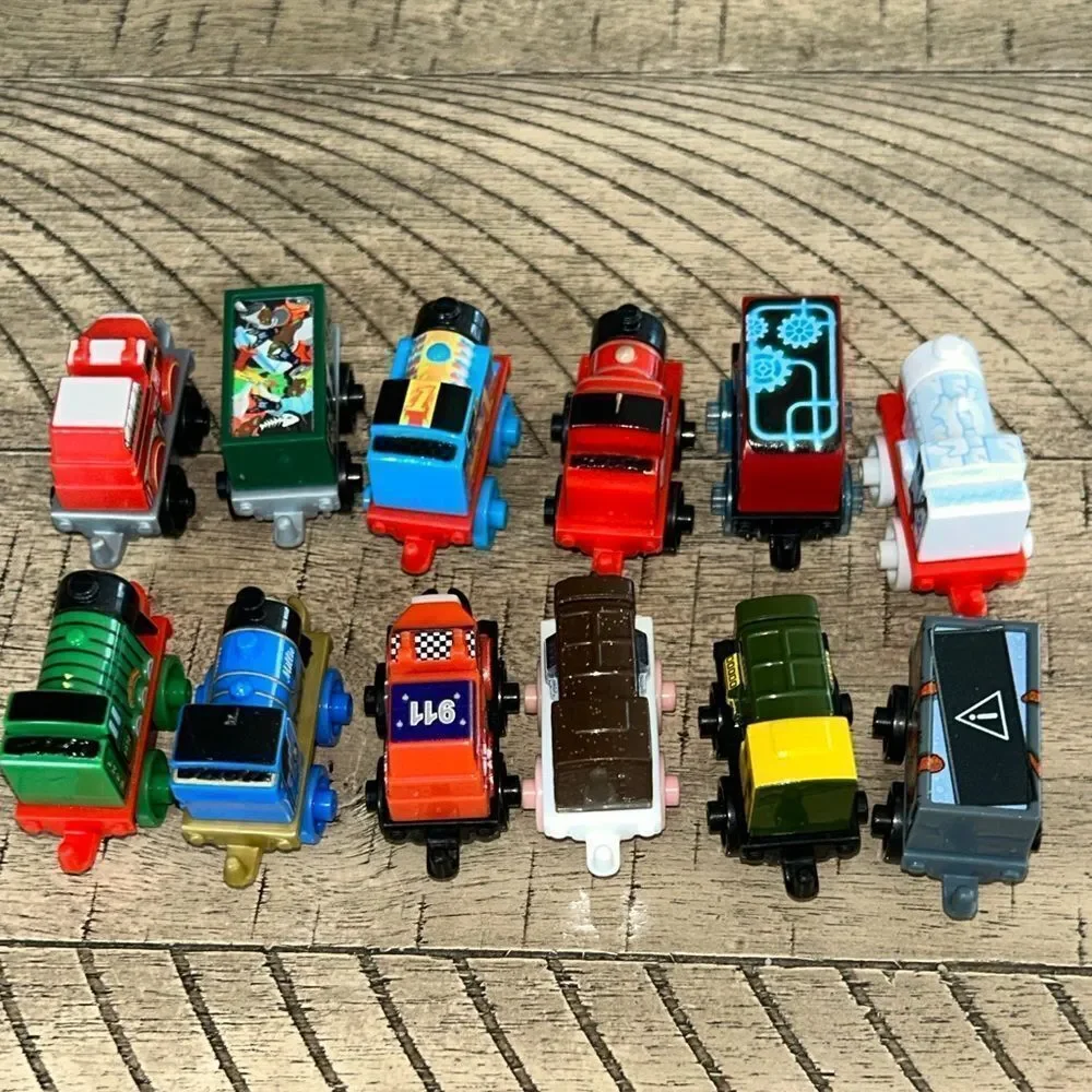 Mini Thomas Train 🚂 Toy Set. Choo Choo!! J12A - 12 mini engines Percy Millie